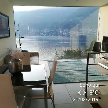 Modern Luxury With Incredible Lake View Apartment